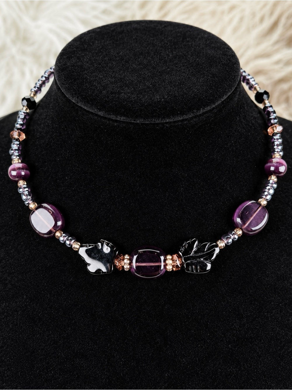 Vintage beaded purple bendable choker necklace